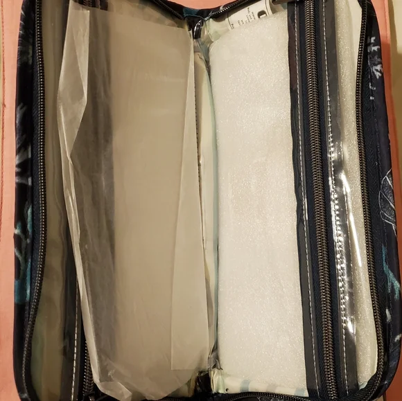 NWT Lug Flash Cosmetics Case - Stars Shell Navy - Picture 3 of 5